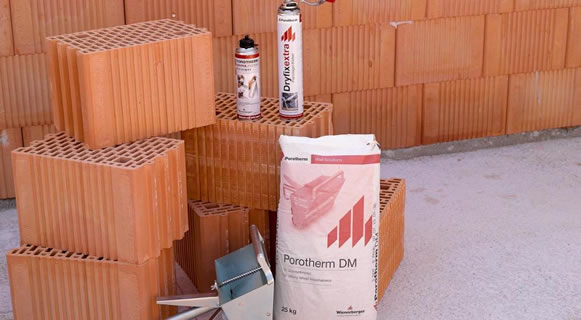 Zidanje POROTHERM PROFI nosivih zidova sa DRYFIX.extra ljepilom