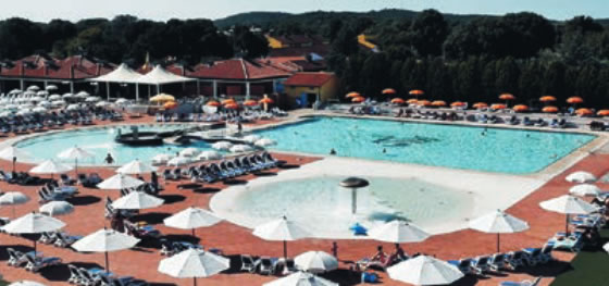 Naturistički kamp Valalta - novouređeni bazenski kompleks s morskom vodom
