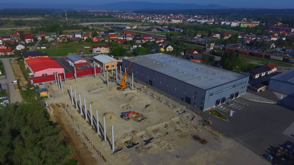 Savršeno rješenje za skladišno-poslovne prostore, proizvodne građevine, logističke centre i prostore različitih drugih namjena