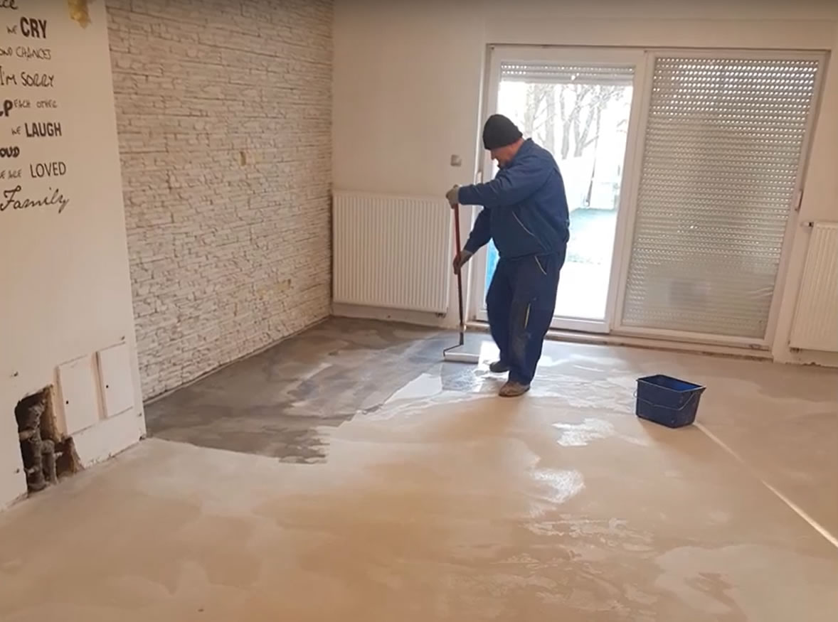 Zamjena laminata s vinil podnom oblogom