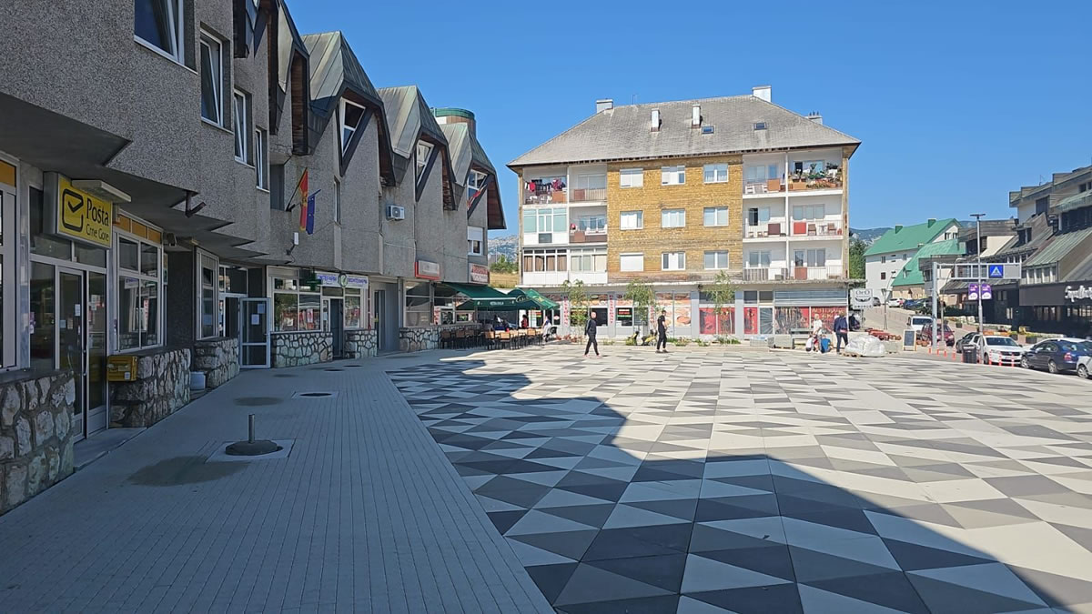 Ploče Pulsar Trokut - nova arhitektonska ikona Žabljaka