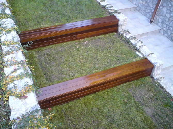 Okućnica: Klupe