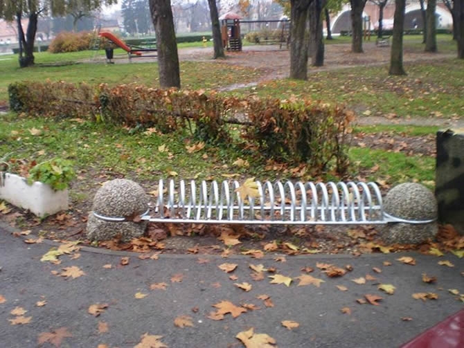 Park: Stalak za bicikle