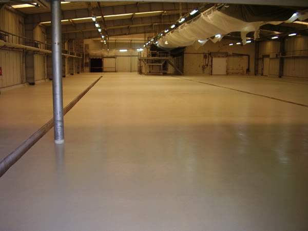 Epoxy industrijski protuklizni pod