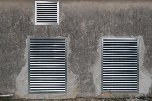 Protukišna žaluzina za ventilaciju (Inox ili pocinčana)