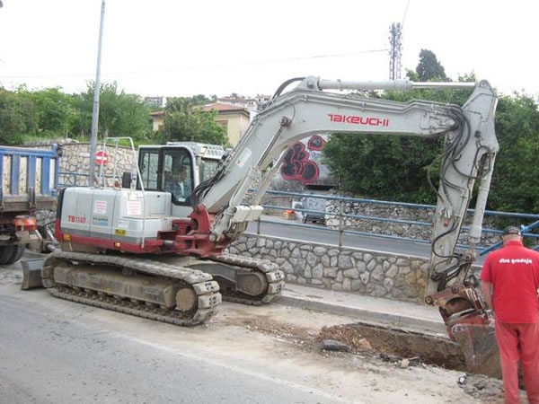 Rovokopač TAKEUCHI TB 1140
