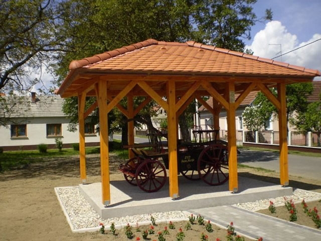 Nadstrešnice (Krov-commerce)