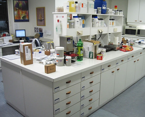 Namještaj za opremanje laboratorija