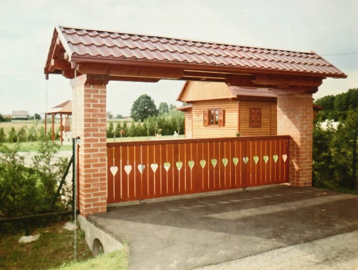 Drvena vanjska ograda - ulaz u dvorište
