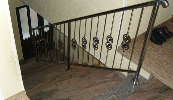 Inox unutarnja stubišna ograda Metalkov