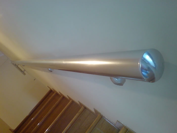 Aluminijski rukohvat (Metalka centar d.o.o.)