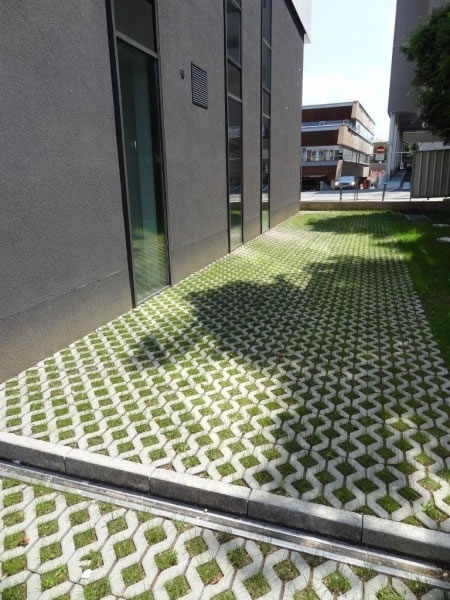 Dvoslojne travne ploče