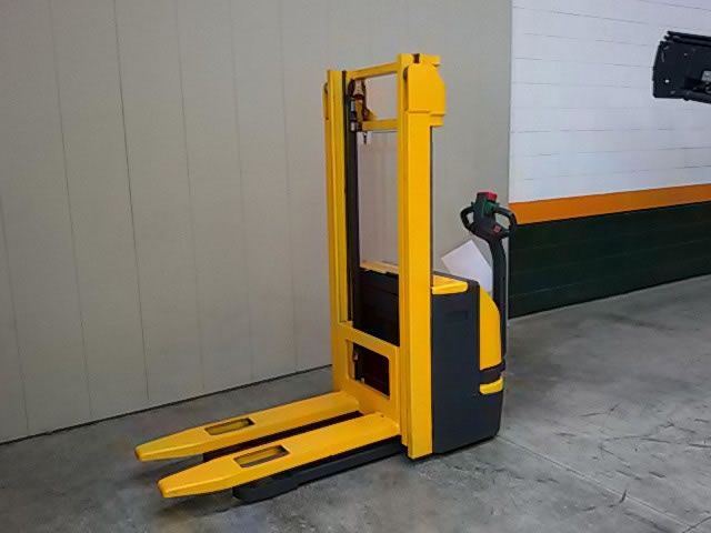 Rabljeni strojevi: Električni paletar EJC12 - 290ZT