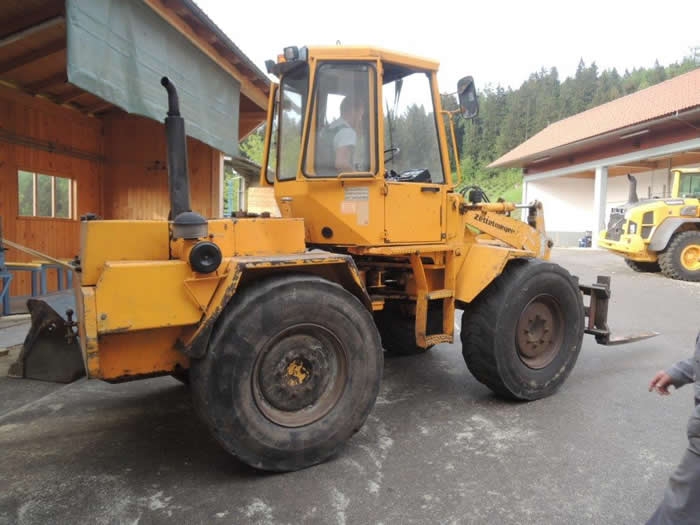 Rabljeni strojevi: Utovarivač Zettelmeyer ZL1001