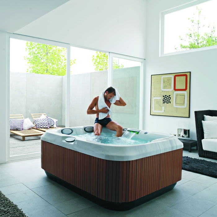 Originalni Jacuzzi® hidromasažni bazen PREMIUM J-315 NEW