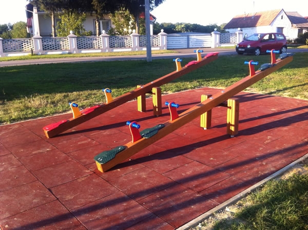 Klackalica dupla za četvero djece, tip FRFI