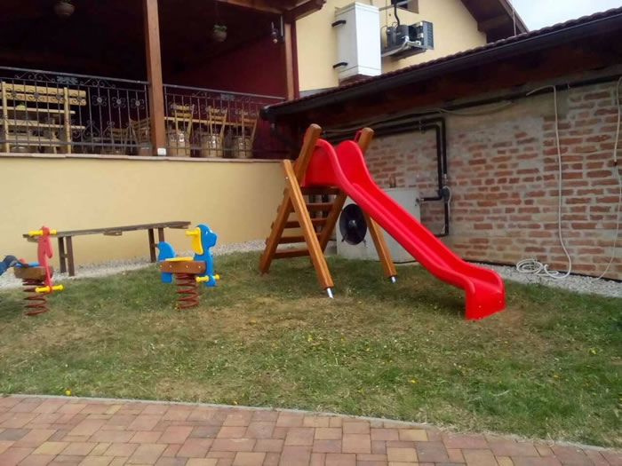 Tobogan, tip LEO