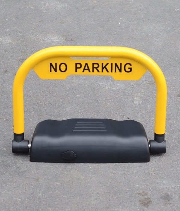Automatski parking branik na daljinsko upravljanje pomoću smartphonea
