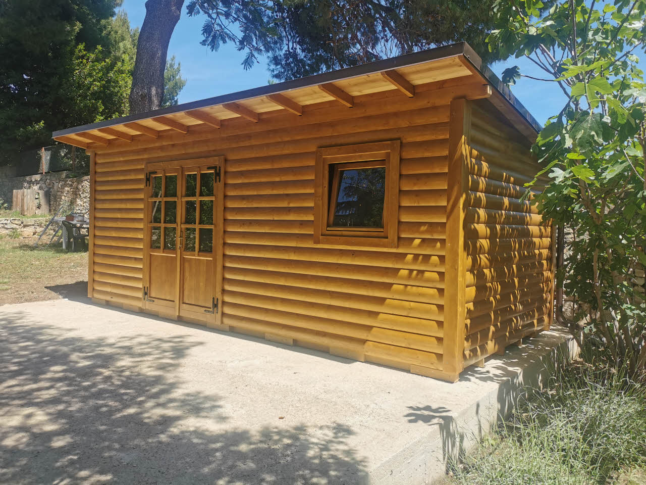 Bungalov dimenzija 6 m x 3m - poluoblice (drvena kućica)