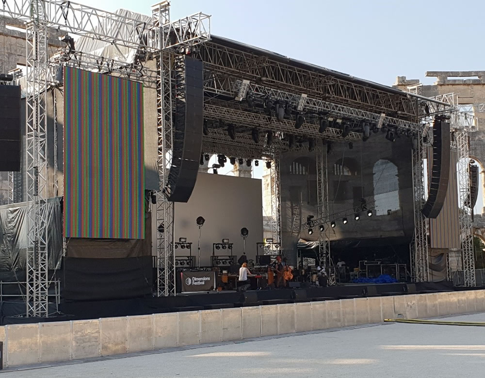 "Nagazna" festivalska zaštitna ograda