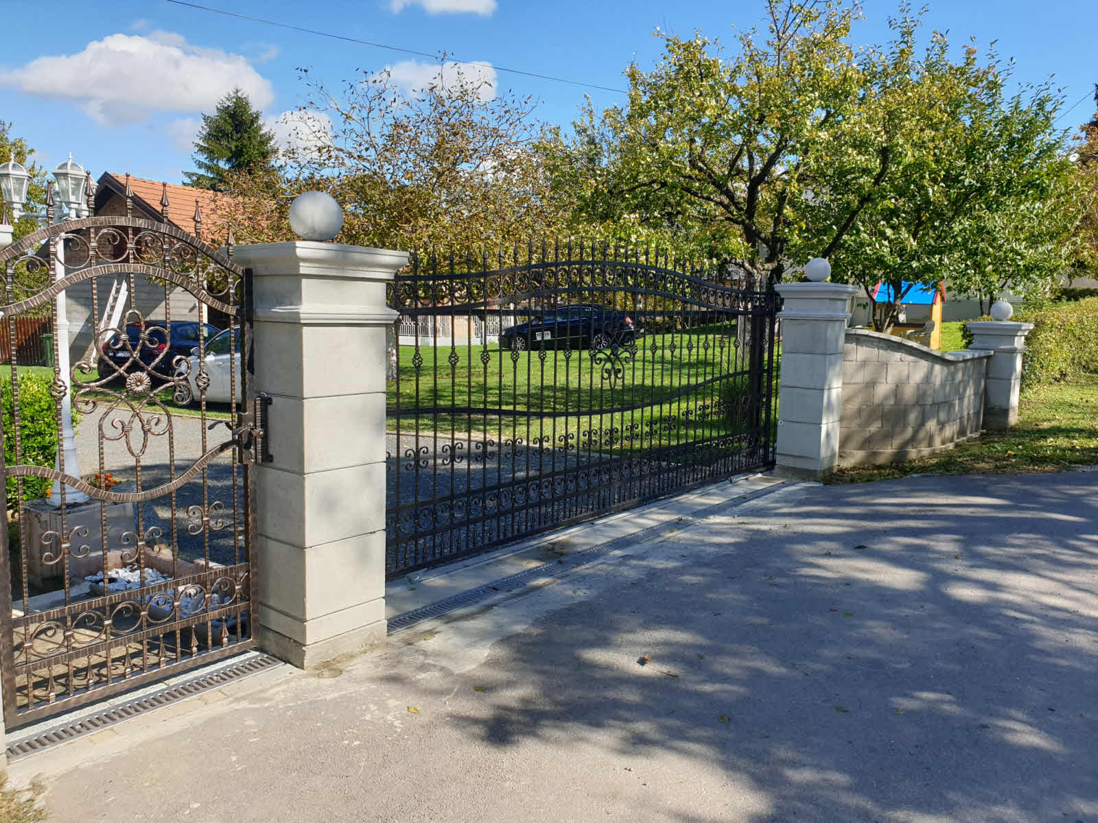 Kovane balkonske i dvorišne ograde 1