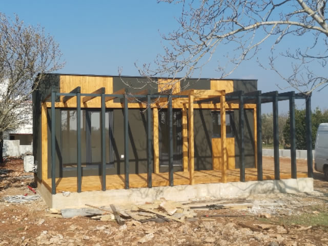 Montažna kuća Skelet Dom 1