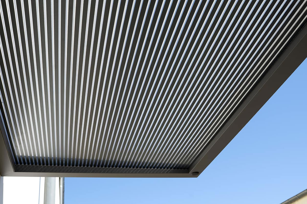 Nadstrešnica za vrata Gutta BS 3D-Line od plastificiranog aluminija