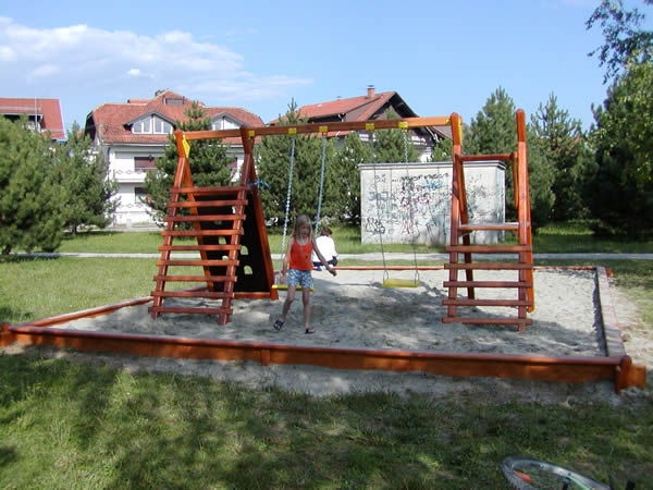 Ljuljačka - penjalica - tobogan