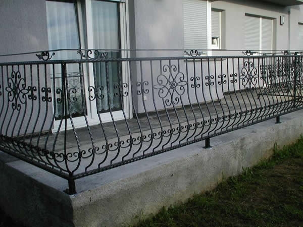 Vanjska stubišna kovana ograda 1