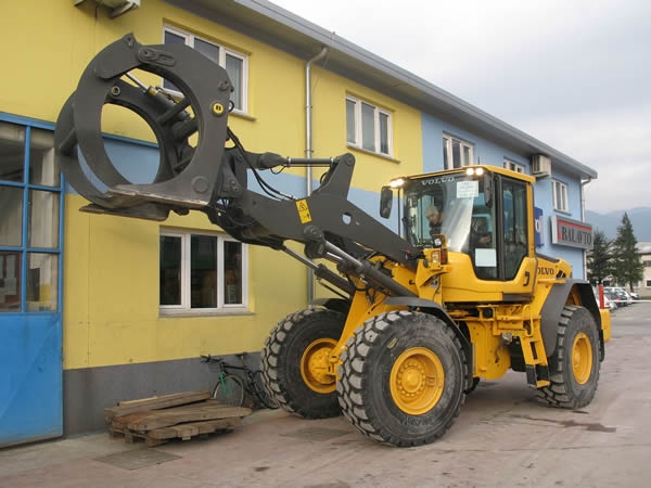 Radni priključci za bagere i utovarivače