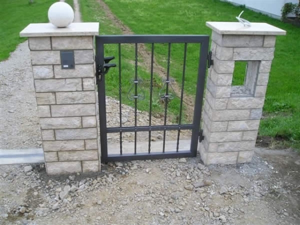Kamena obloga za vanjsku dvorišnu ogradu