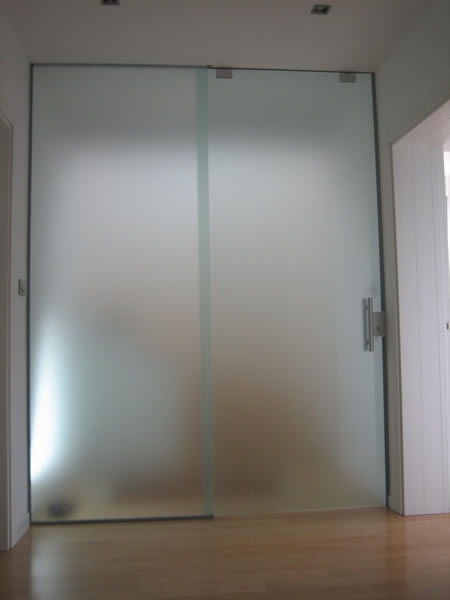 Staklena unutarnja klizna vrata 1