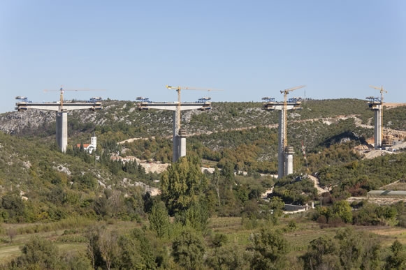 Koridor Vc: Učinkovita kolica za maksimalno brzo oplaćivanje