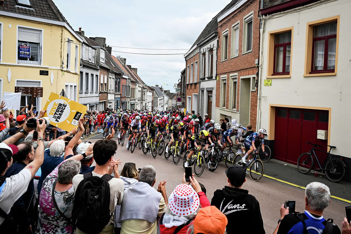 Tour de France inspirira milijune na zdraviji život: što povezuje biciklizam, svjež zrak i zdrav dom?